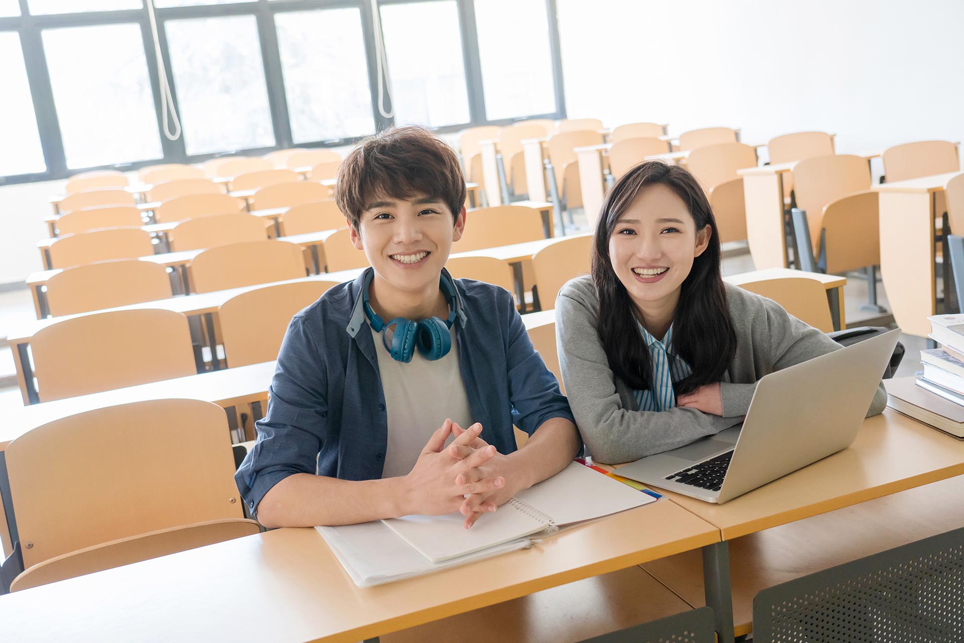College students' learning in the classroom